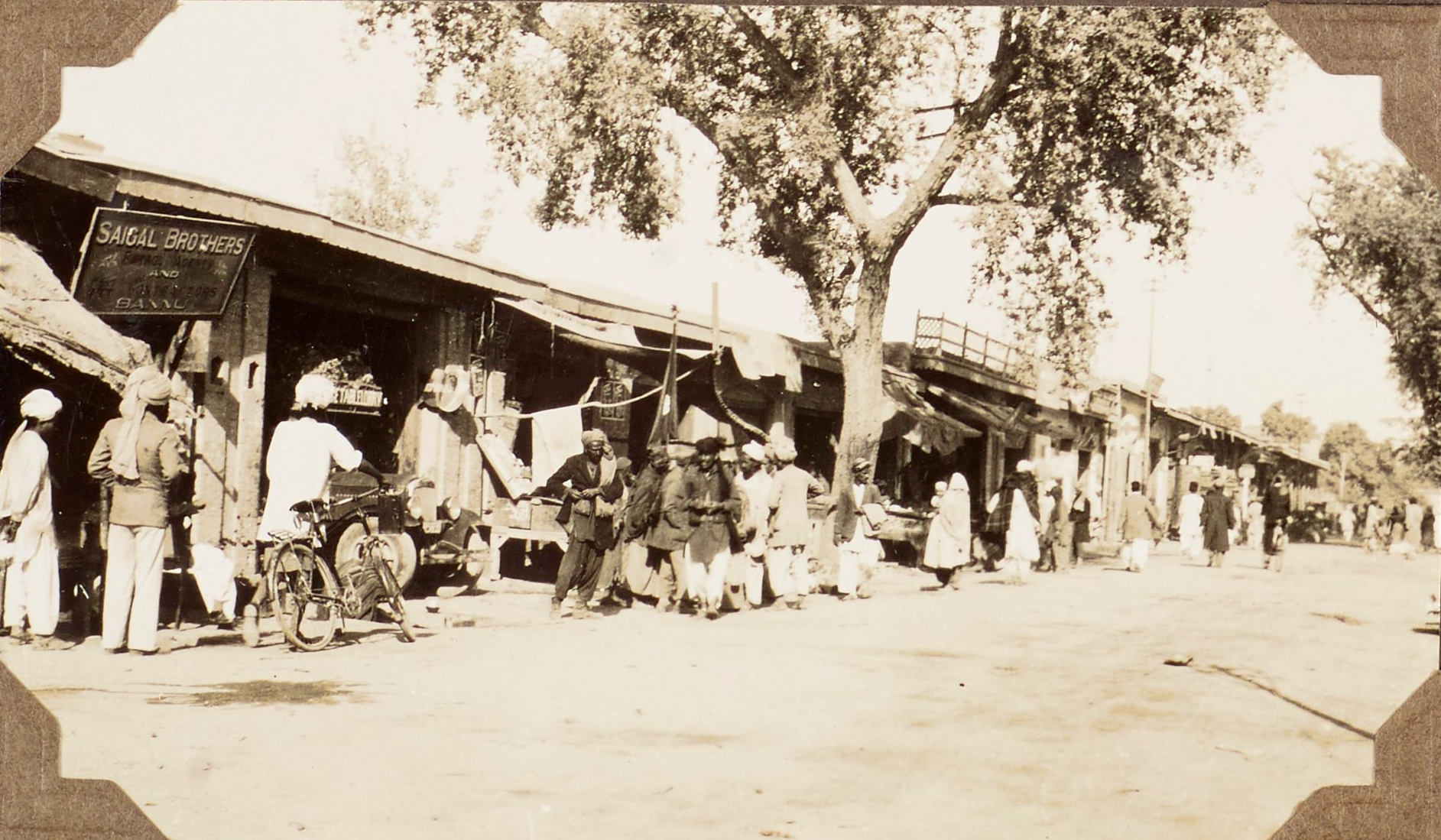 Bannu Bazar (1932)