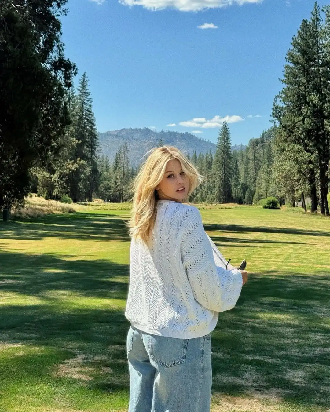 Mercedesz Meszaros Wallpapers Insta Sport Bio (9)