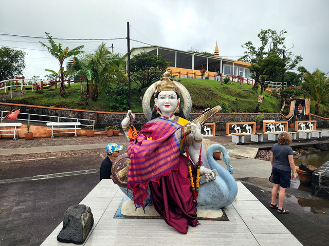104.jpg