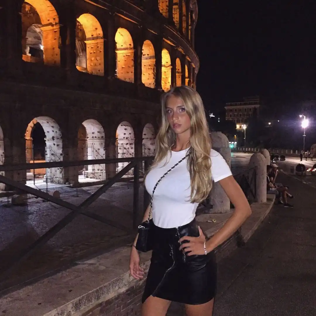 Maria Arreghini Wallpapers Insta Fit Bio (16)