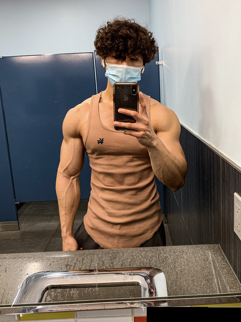 fl4Yb6X.jpg