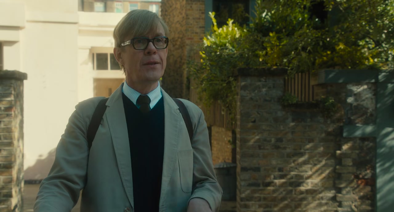 The Lady in the Van Screenshot