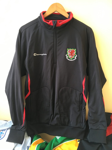 wales-jacket-black