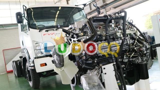 Truk Listrik Terbesar di Dunia Ini Tak Perlu Di-charge