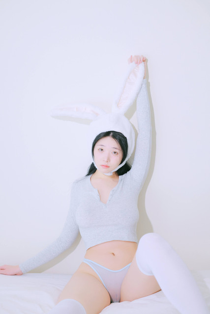 003