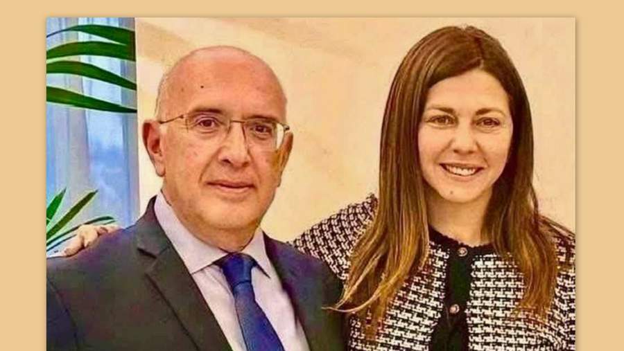 Ο Μιχάλης Παπαδόπουλος με την κυβέρνησή του «μοιράζουν εκατομμύρια»