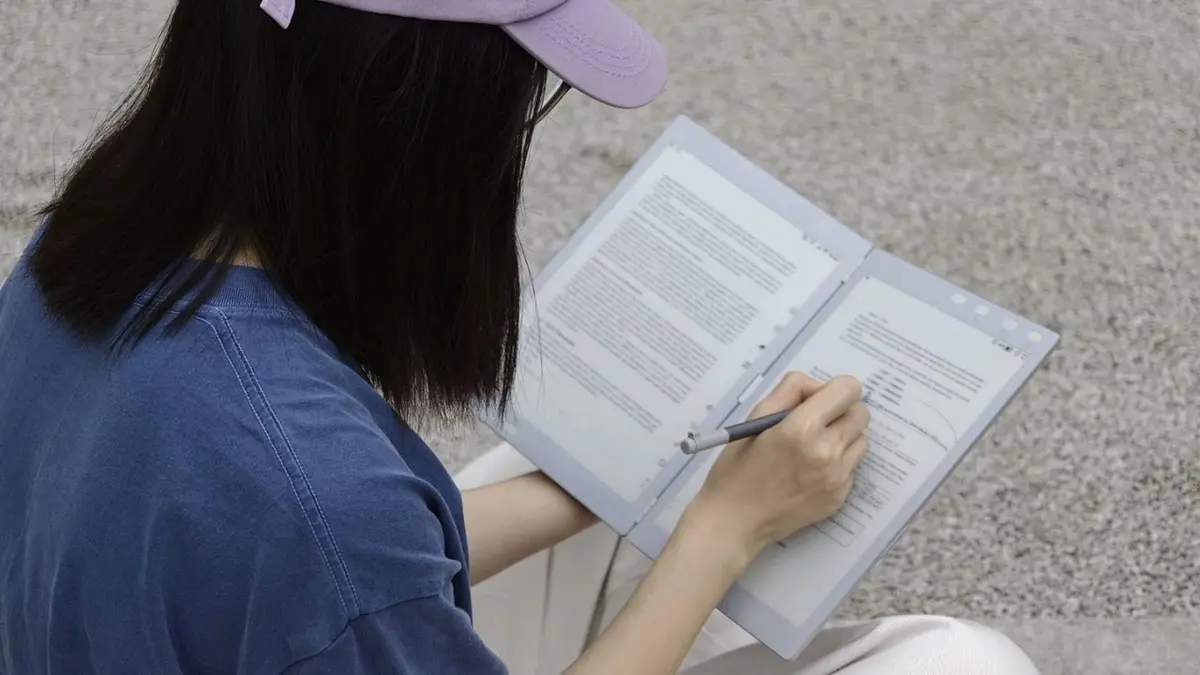 The InkLeaf Dual-Screen Tablet Revolutionizes Digital Note-Taking