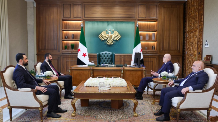 الرئيس الشرع يستقبل نجيب ميقاتي في قصر الشعب