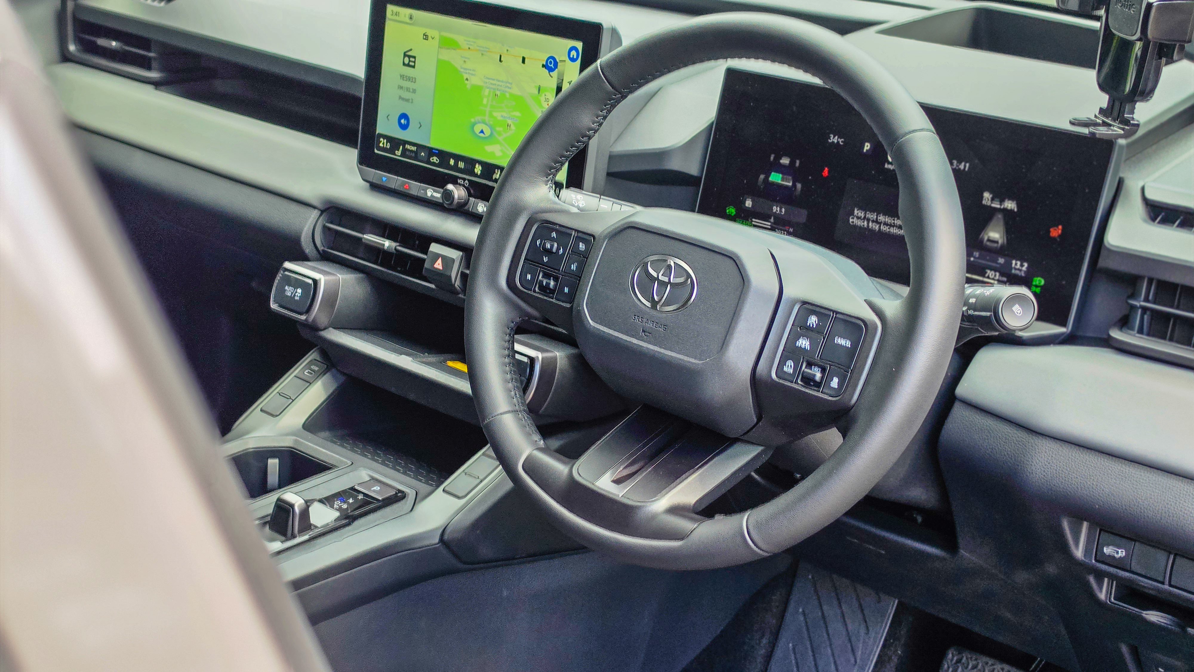 Toyota RAV4_Driver's Cockpit