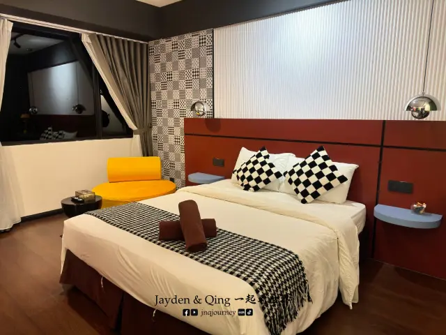 Parkland Suite8.webp