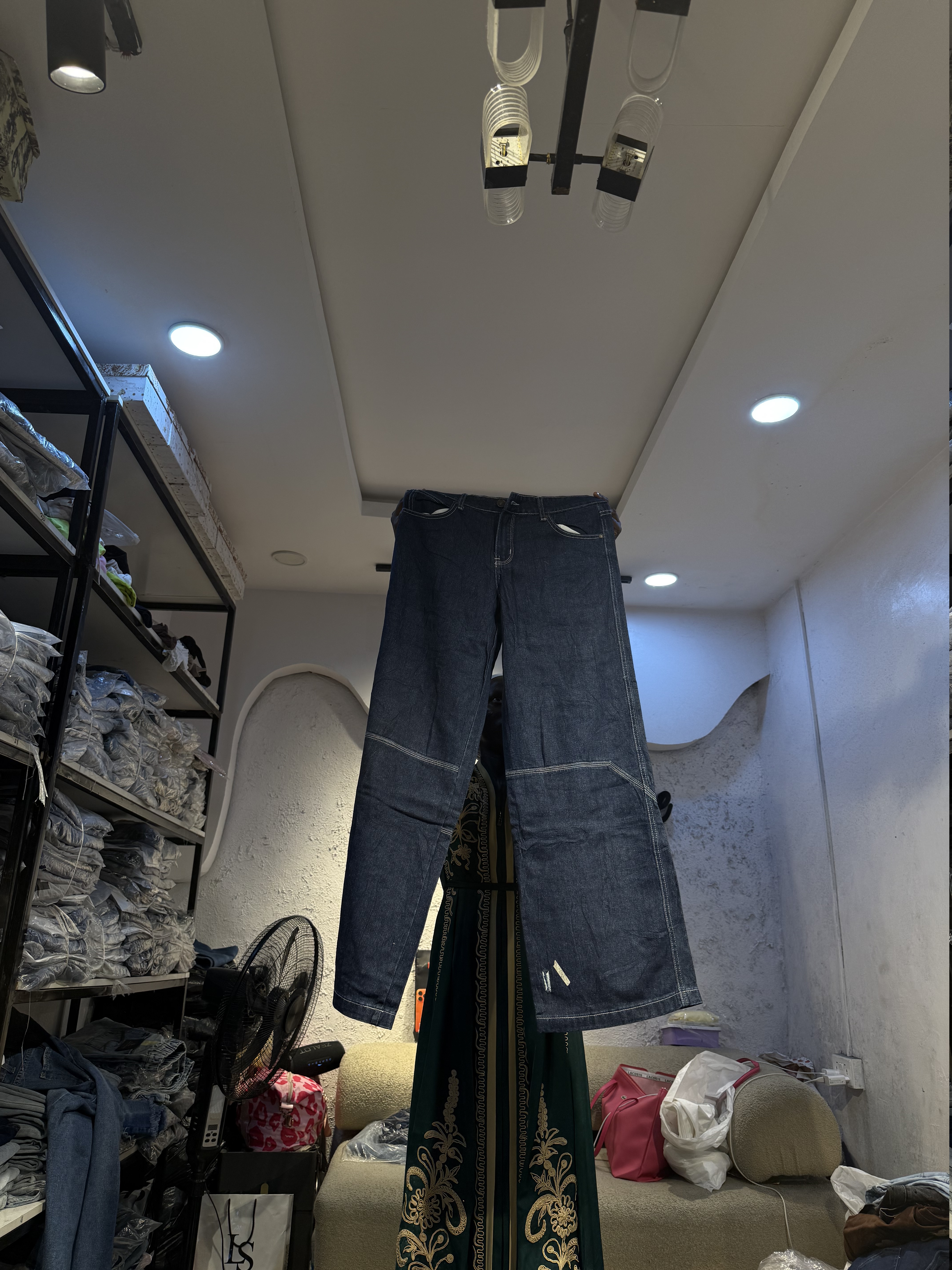 Waist 36