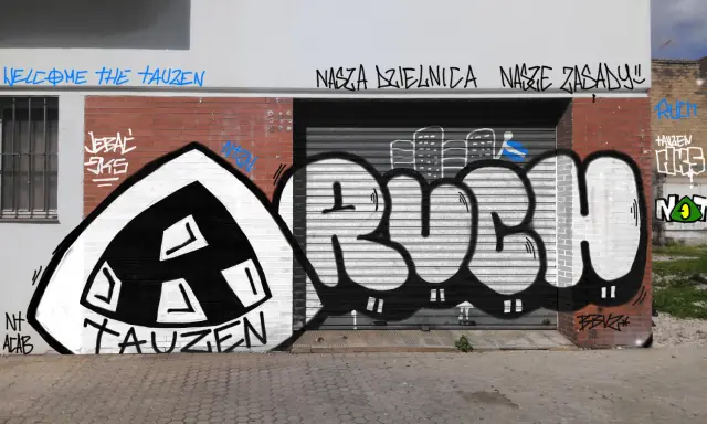 Graffiti artwork by vandald
