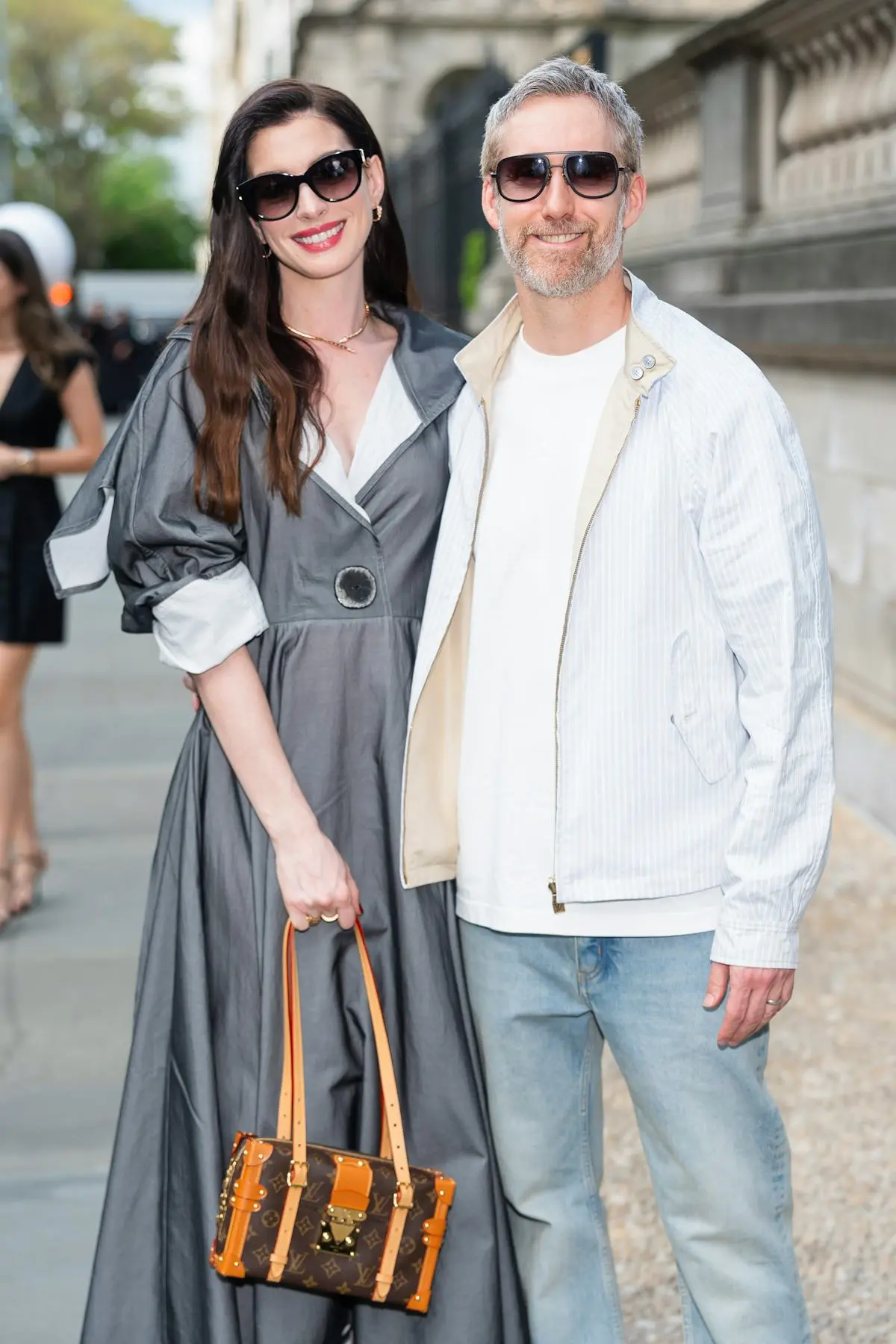 Anne Hathaway's Pregnancy Style Includes A Monochromatic Red Look