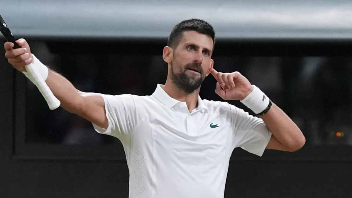 Djokovic Wins Thrilling Battle to Reach Wimbledon Semi-Finals