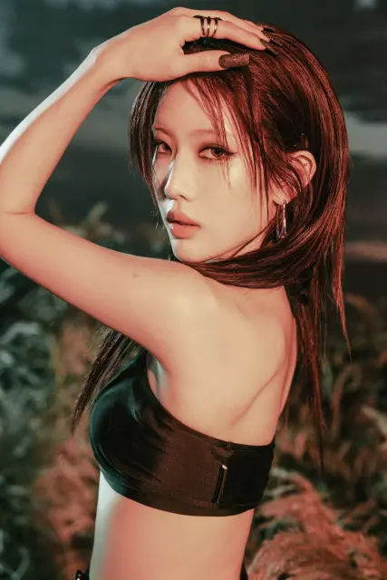 kim lip loona 1368901.webp