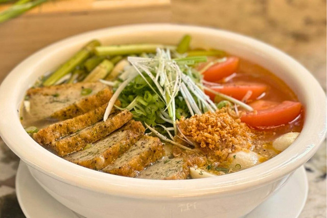 Fish-Cake-Noodle-Soup