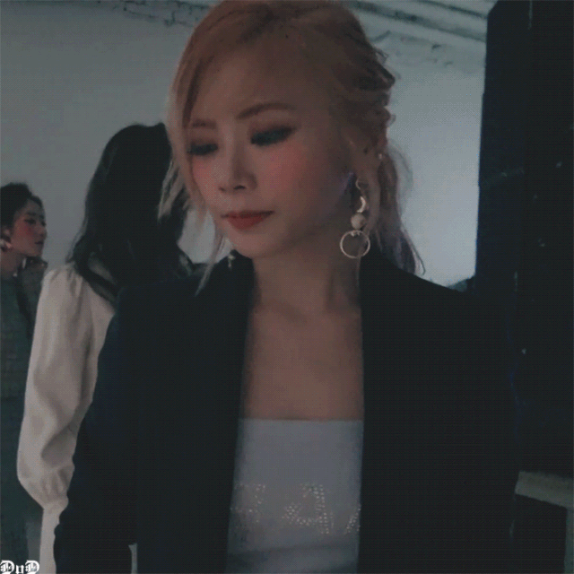 Untitled-193.gif