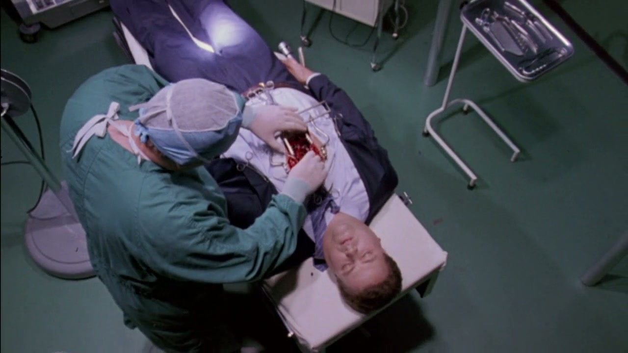 Dr. Giggles Screenshot
