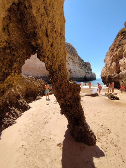 Jueves 13 Agosto. Playa Os tres irmaos, Ponta da Piedade y Ferragudo. - Algarve y algo mas (10)