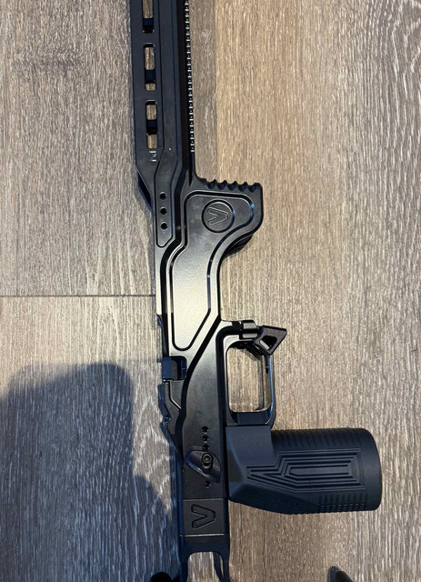 Vision Pro Chassis mit Internal Weights Ansicht 5