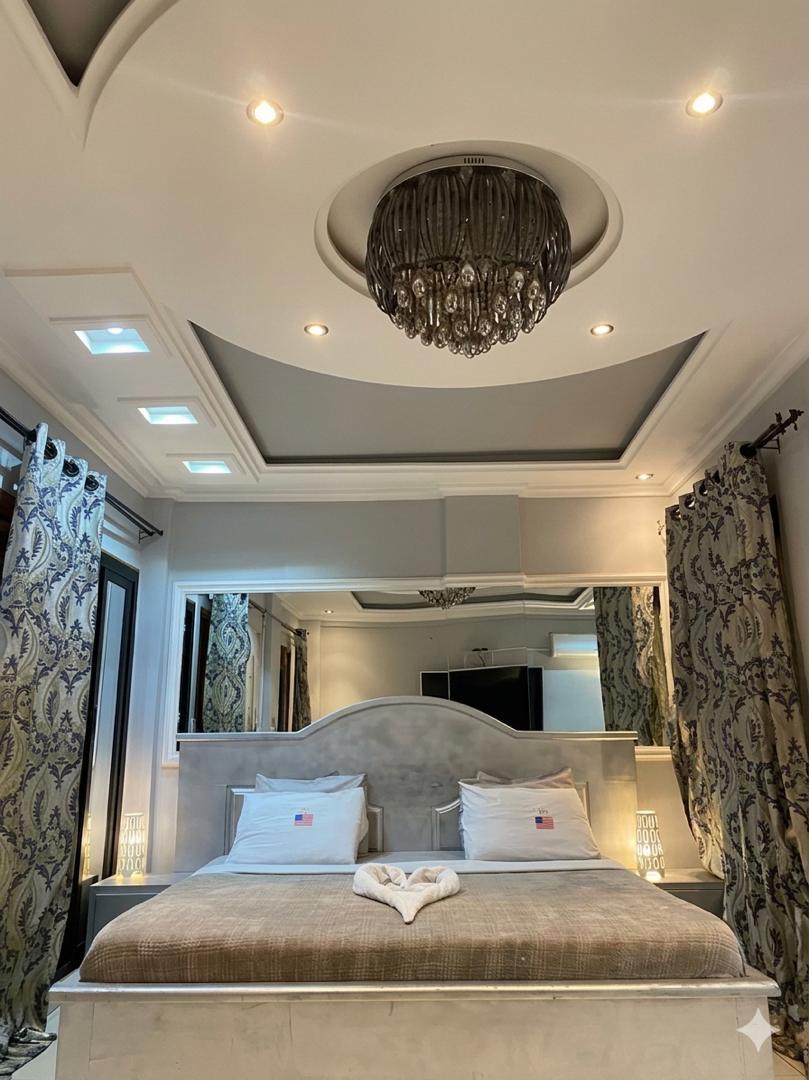 Chambre meublée à louer à Bessengue, Douala - 25000 FCFA/nuit