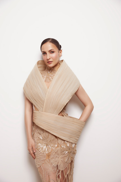 ELLI-AVRRAM-0-3-Copy