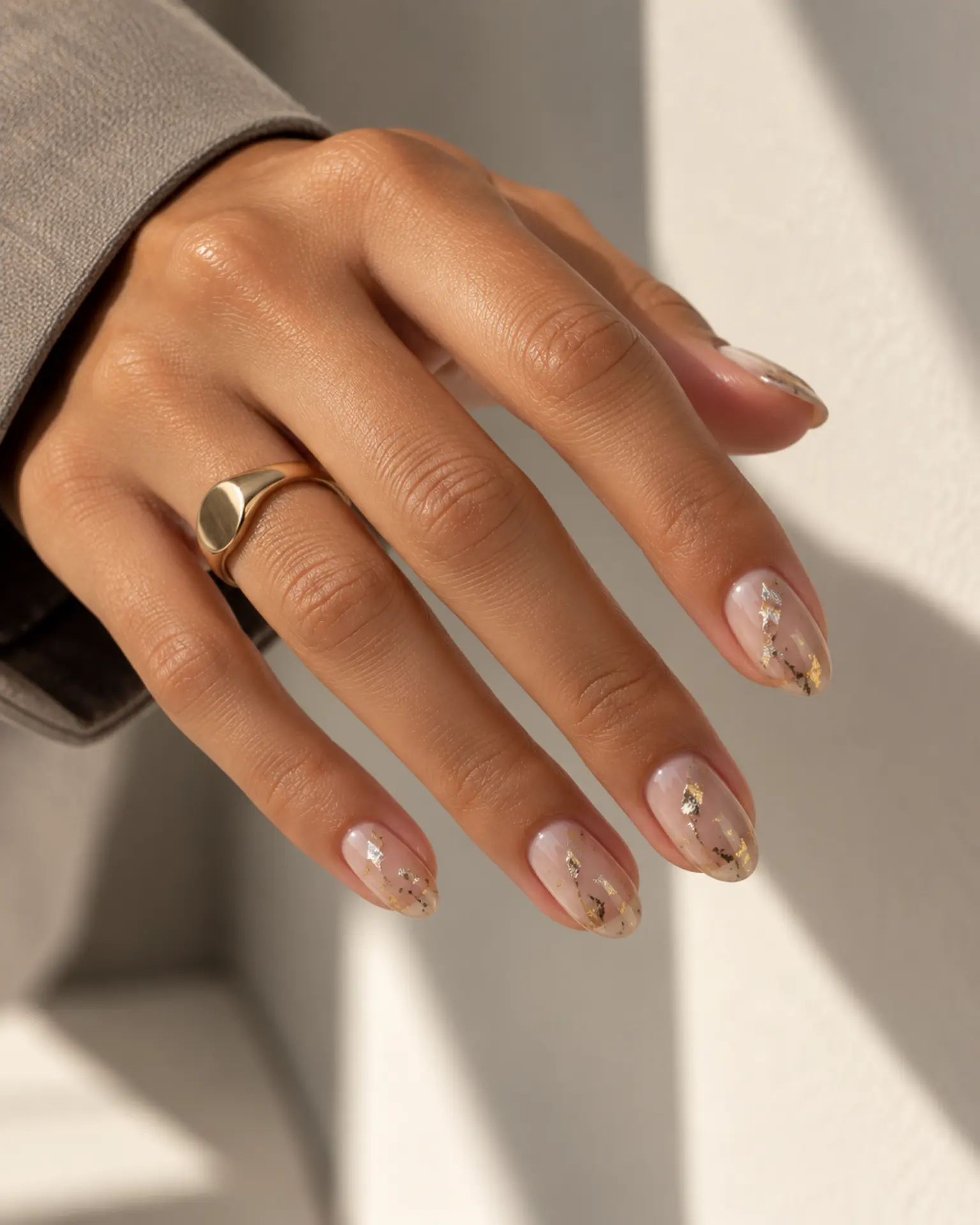 Winter Foil-Flake Accent manicure inspiration for winter nail ideas