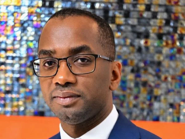 Illustration - À la Caisse des Dépôts ivoirienne, un ancien homme de l'ombre du gouvernement prend la lumière