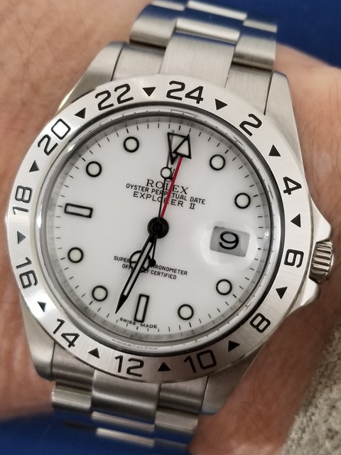 15829674262504