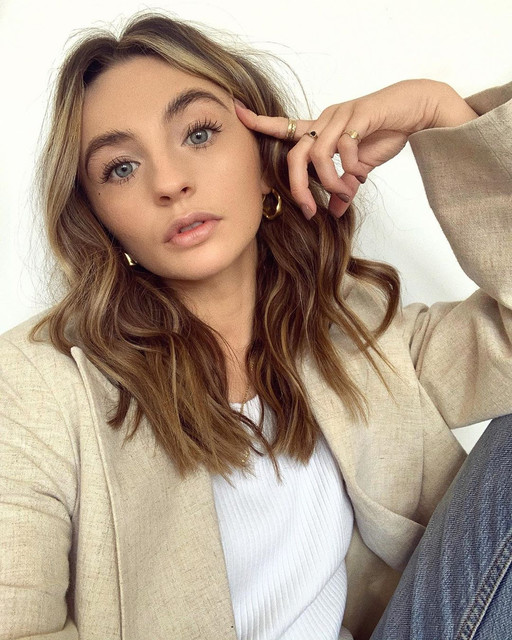 Chloe-Hayward-7.jpg