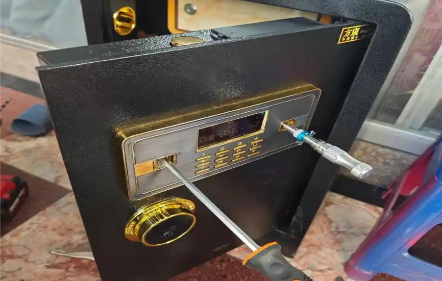 密码箱开锁服务 - 专业数码解开各种密码防盗箱