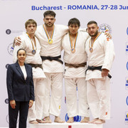 2372026132843