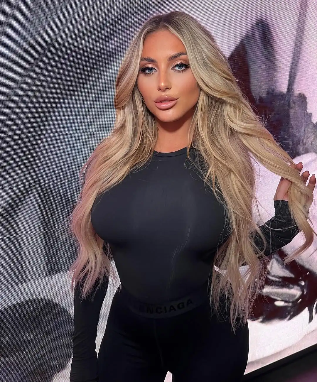 Kayley Gunner Wallpapers Insta Sport Bio (2)