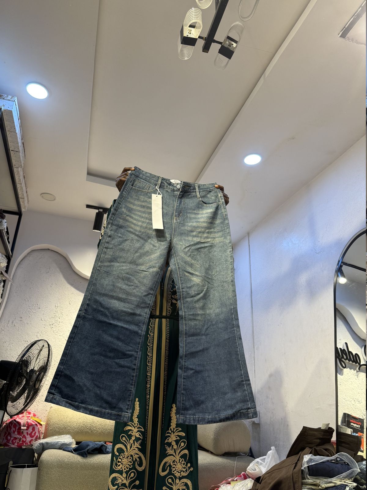 Waist 34