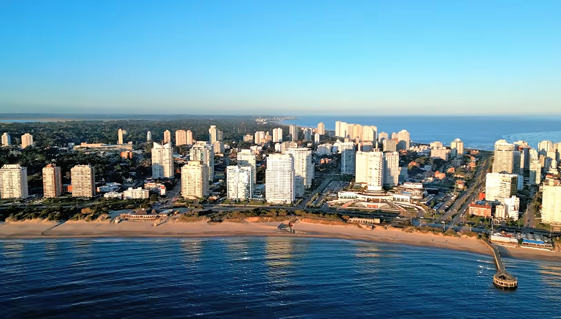 edificios de punta del este