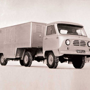Седельный тягач УАЗ-452П
