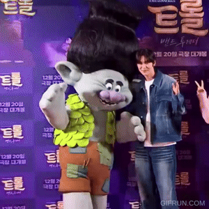 cff1a71e09b04fe0a7b1a0228cdcffca.gif