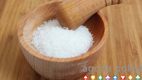 6 Makanan Penyebab Kulit Berminyak dan Berjerawat