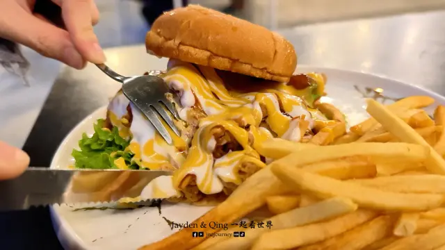 gallery Figgy s Cafe 02.webp