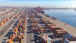 US Peak Shipping Season Faces Challenges Amid Inflation