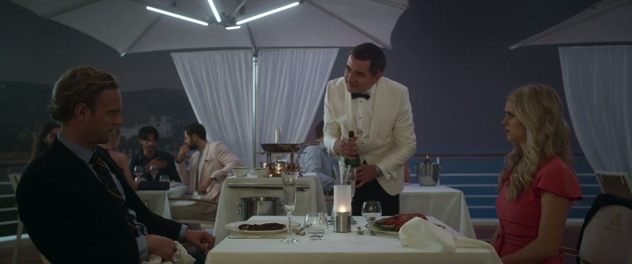 Johnny English Strikes Again Screenshot