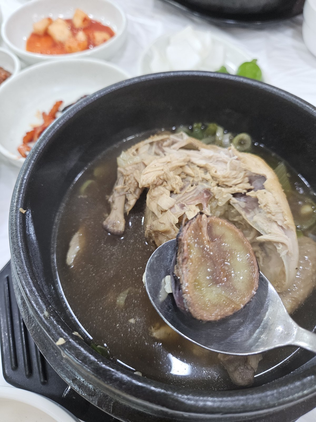 수림삼계탕 반여점 닭 속 밤