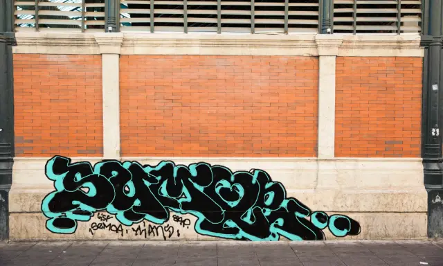 Graffiti artwork by Sumoe