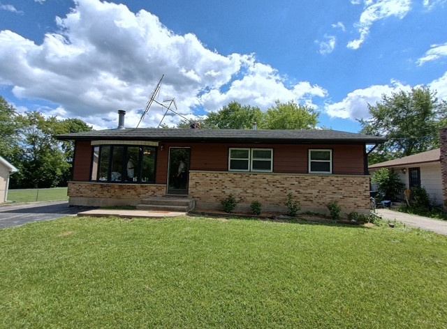 Freshly painted home by Racine Painting