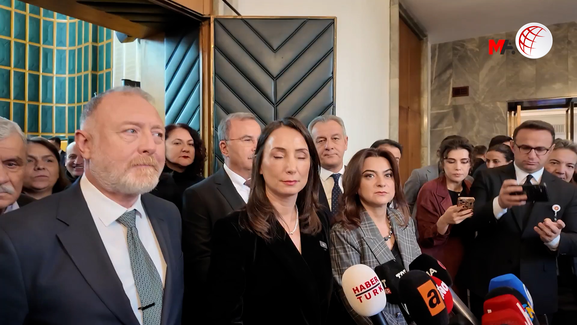 Tülay Hatimoğulları: Türkiye Suriye’nin demokratikleşmesine katkı sunmalı