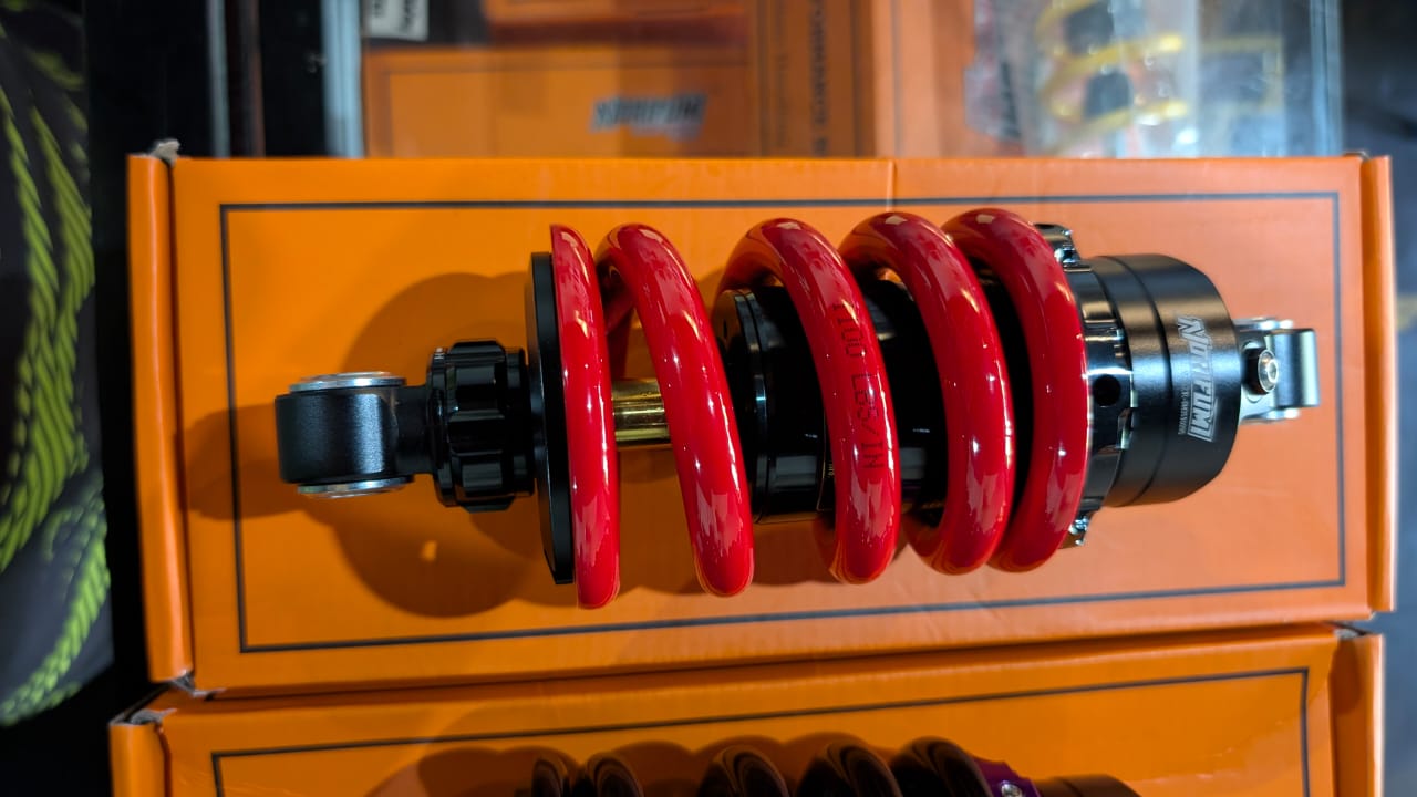 NORIFUMI MONOSHOCK SS SERIES 205MM (BLACK/GOLD/RED)
