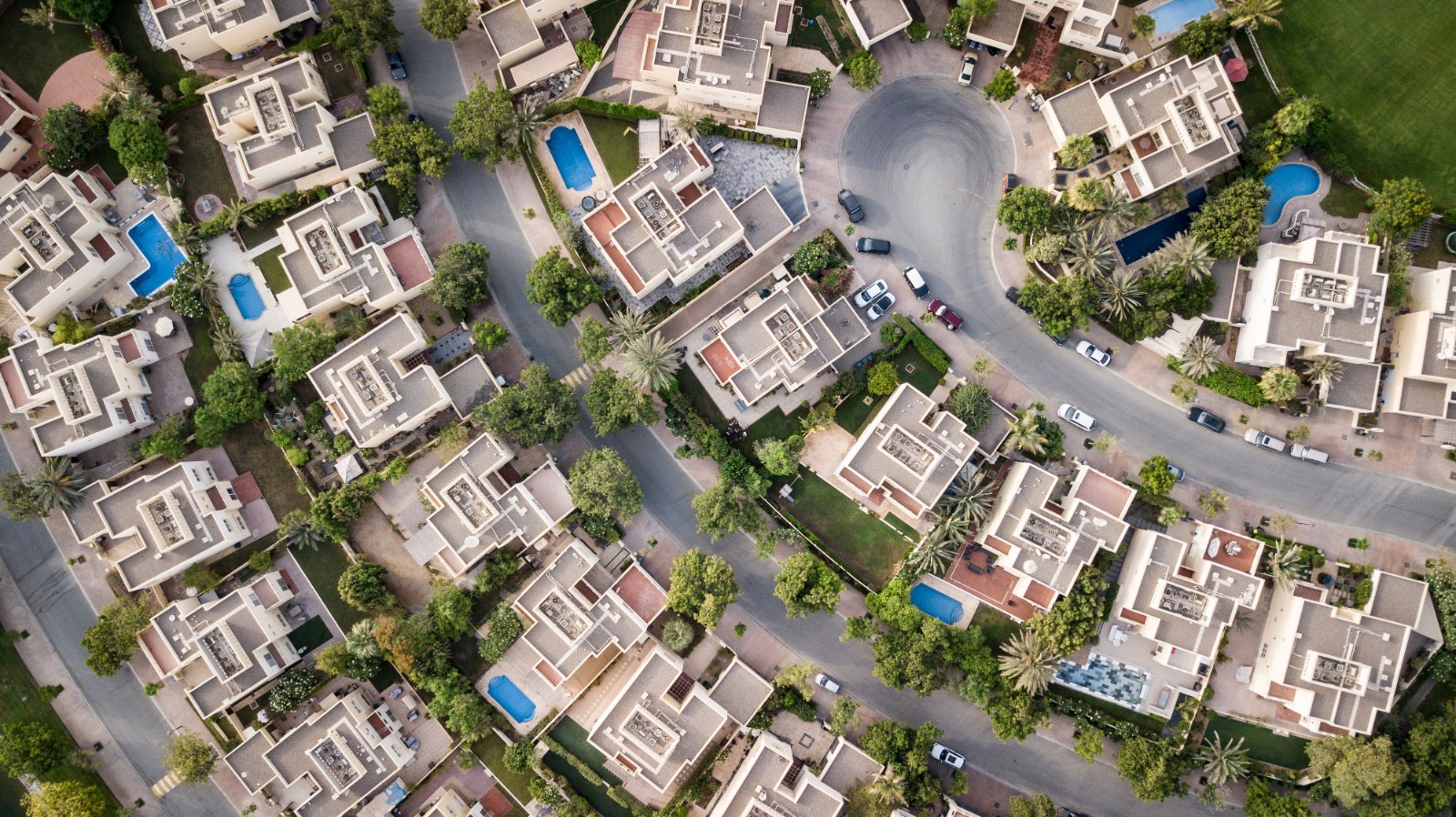 المجمعات السكنية الجديدة في سوريا.. سيولة خارجية أم سحب لمدخرات محليّة؟