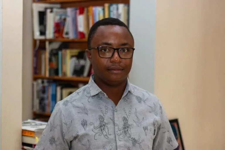 Illustration - Le Caine Prize enquête : son lauréat zimbabwéen aurait écrit sa nouvelle primée avec l'IA