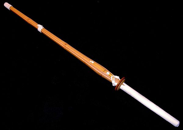 [Resim: 600px-Shinai.jpg]