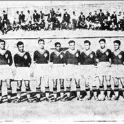 1933